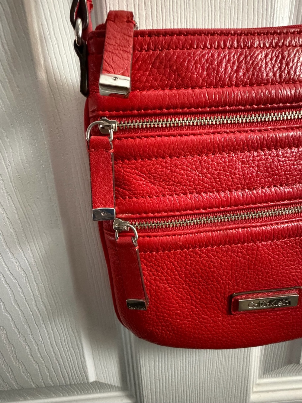 Red Leather Small Crossbody Bag - Calvin Klein - Picture 12 of 16